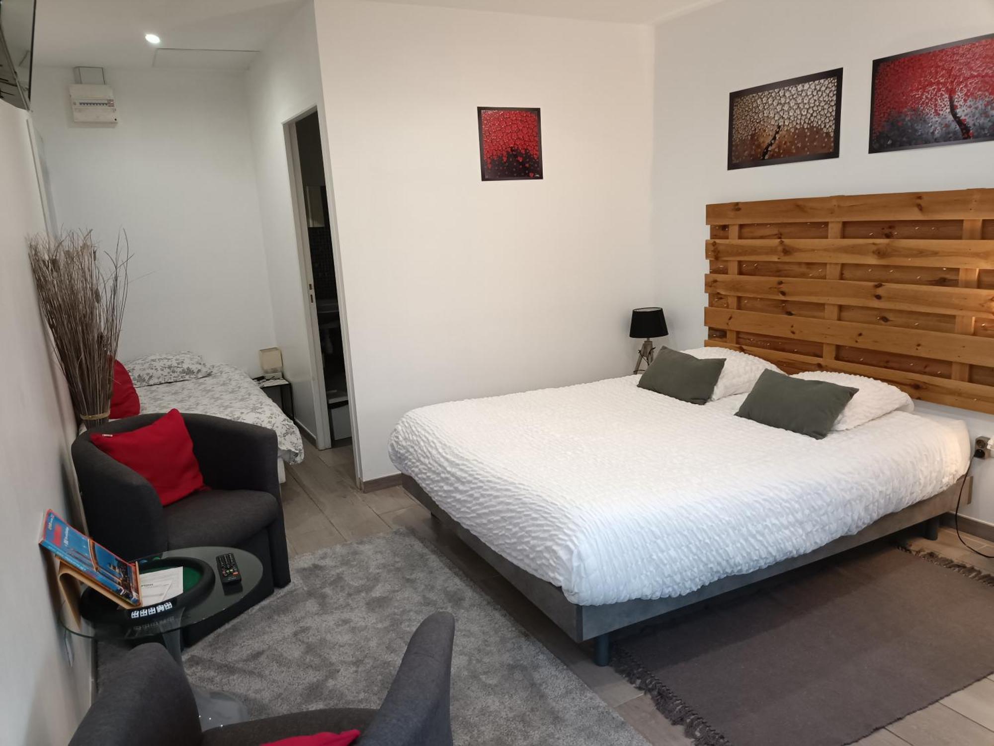 Chambre D'Hotes Les Macarons De Tata Sainte-Eulalie  Εξωτερικό φωτογραφία