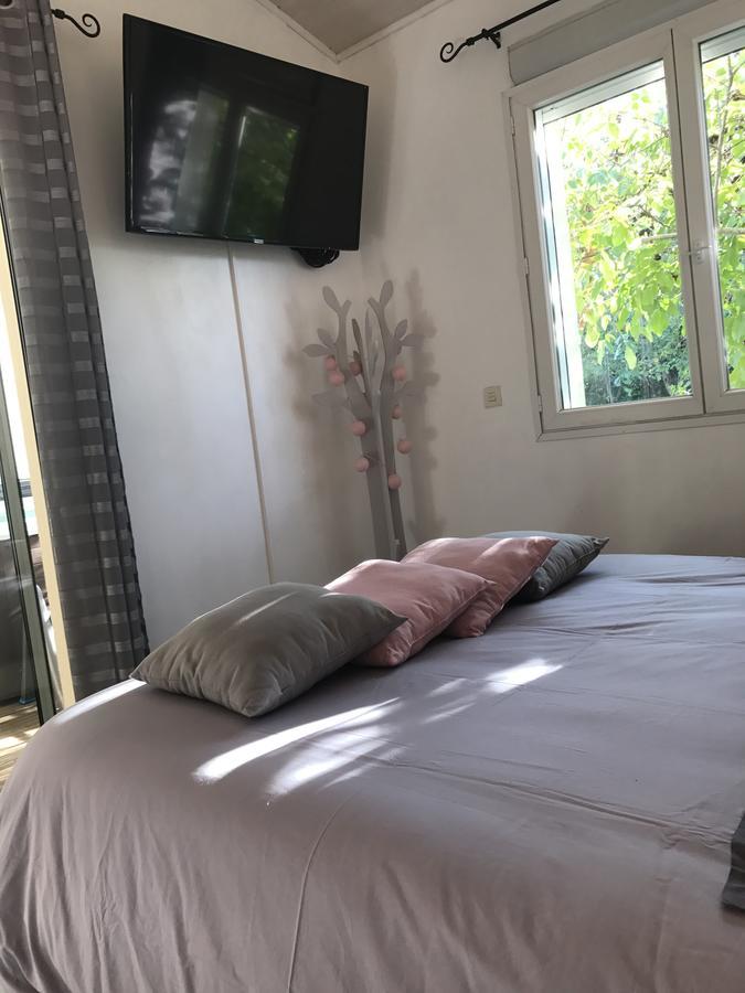 Chambre D'Hotes Les Macarons De Tata Sainte-Eulalie  Εξωτερικό φωτογραφία